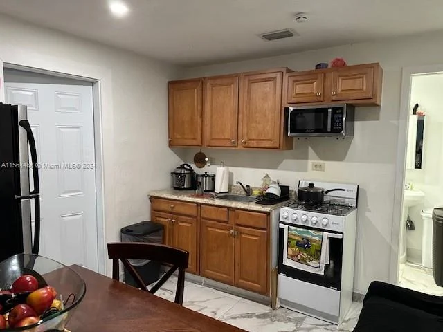 3721 NW Flagler Ter, Miami FL 33126