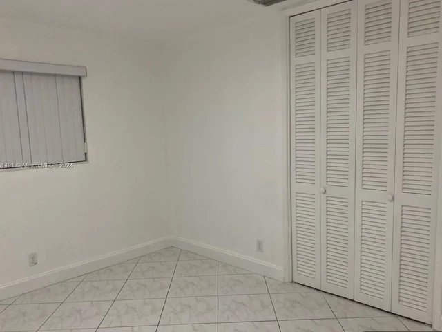 1815 N 43rd Ave, Hollywood FL 33021