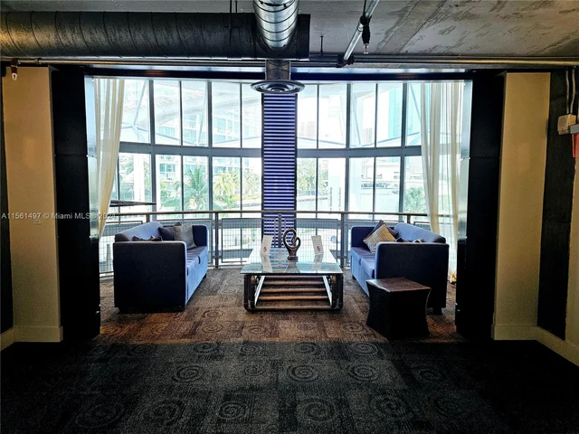 690 SW 1st Ct # 1915, Miami FL 33130