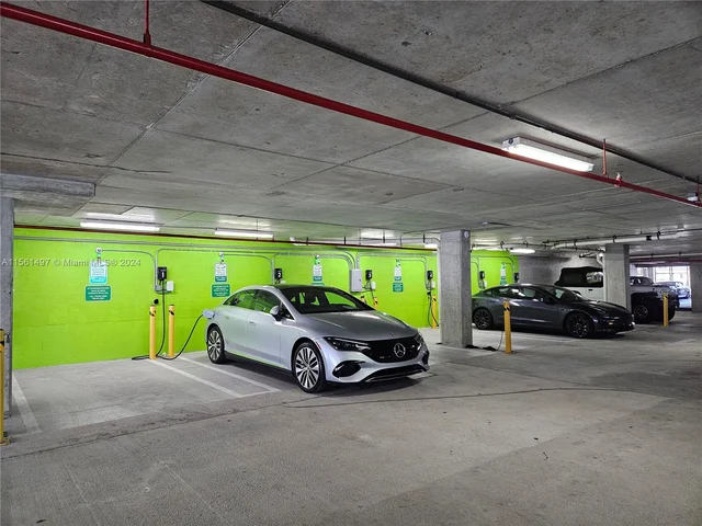 690 SW 1st Ct # 1915, Miami FL 33130