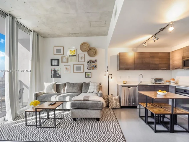 151 SE 1st St # 2109, Miami FL 33131