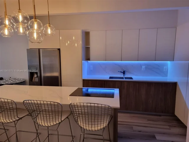 12105 NE 11th Pl # 105, North Miami FL 33161