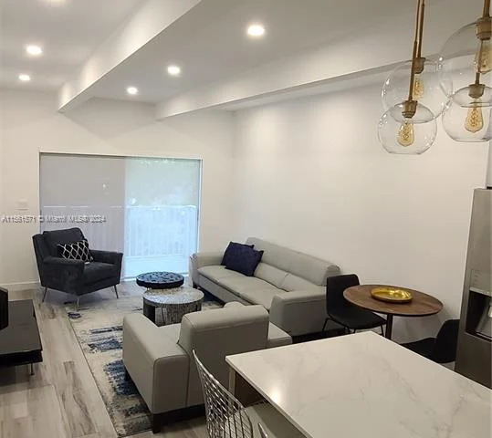 12105 NE 11th Pl # 105, North Miami FL 33161