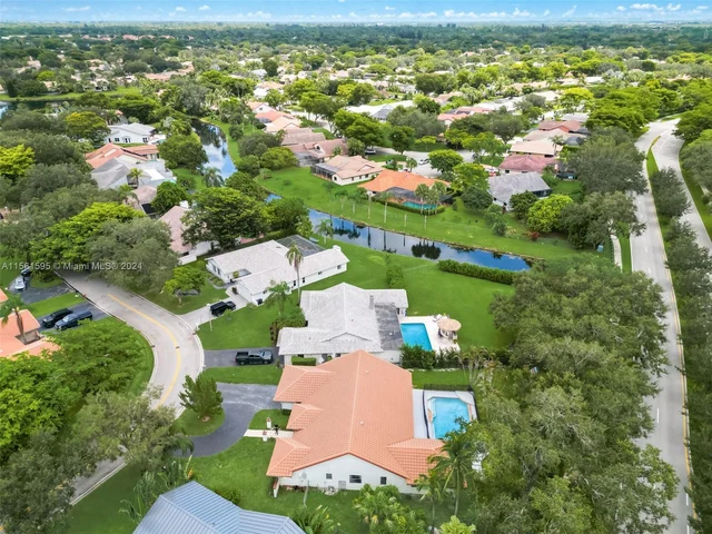 8922 NW 50th Ct, Coral Springs FL 33067