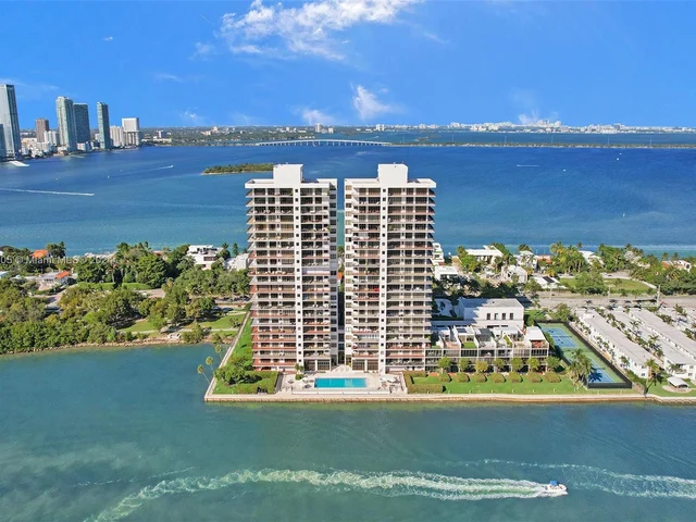 1000 Venetian Way # 101, Miami FL 33139
