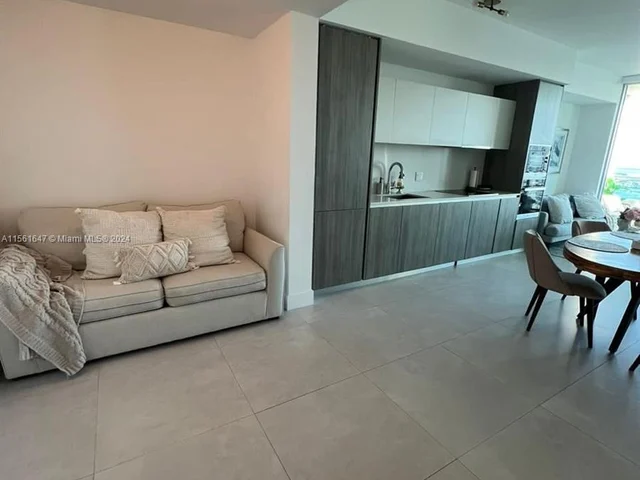 2900 NE 7th Ave # 3408, Miami FL 33137