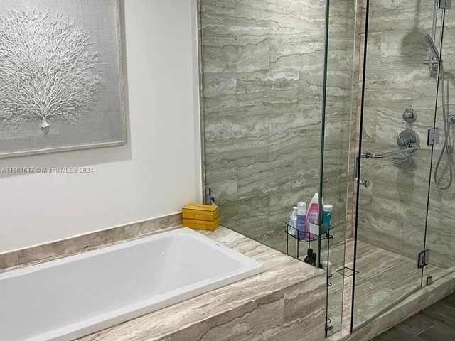 2900 NE 7th Ave # 3408, Miami FL 33137