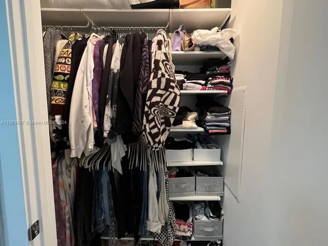 2900 NE 7th Ave # 3408, Miami FL 33137