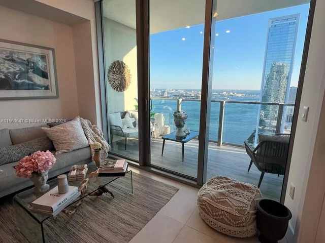 2900 NE 7th Ave # 3408, Miami FL 33137