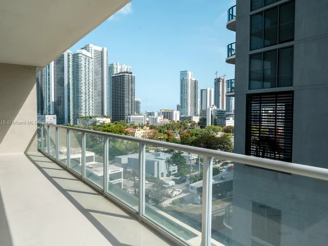 3470 E Coast Ave # H0910, Miami FL 33137