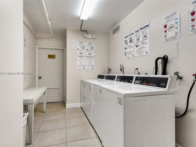 5700 Collins Ave # 11H, Miami Beach FL 33140