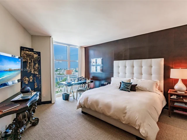 300 S Pointe Dr # 1604, Miami Beach FL 33139