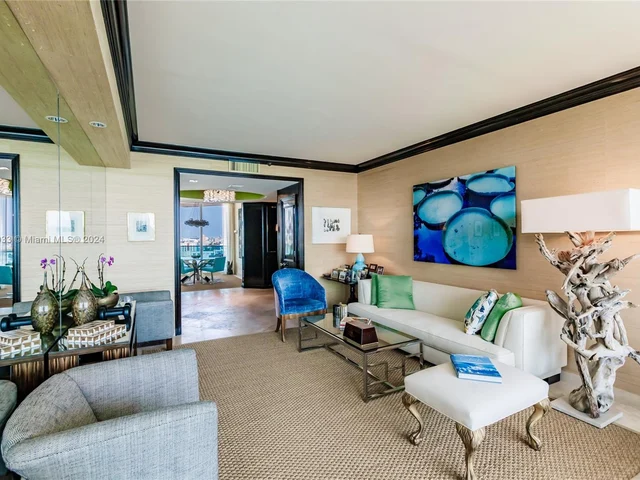 300 S Pointe Dr # 1604, Miami Beach FL 33139