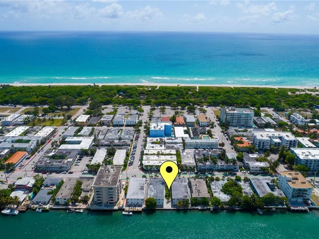8330 Byron Ave # 3, Miami Beach FL 33141
