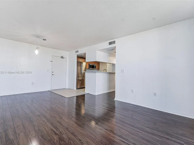 816 NW 11th St # 1103, Miami FL 33136