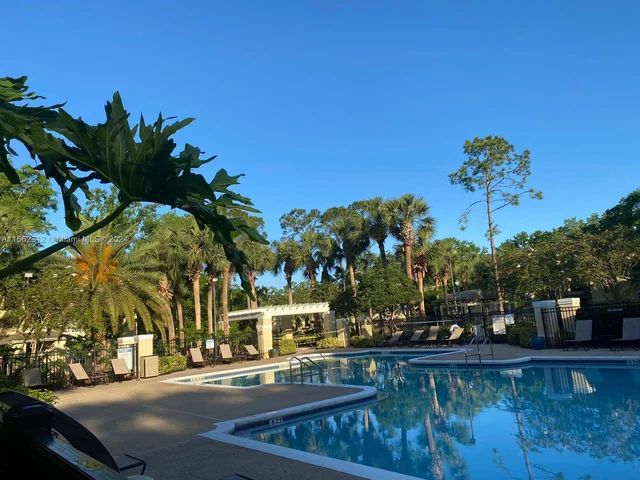 2544 Robert Trent Jones Dr # 825, Orlando FL 32835