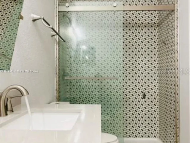 2544 Robert Trent Jones Dr # 825, Orlando FL 32835