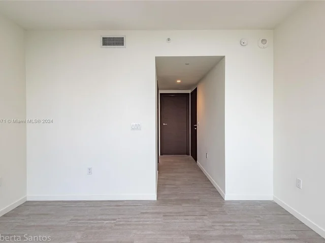 1000 Brickell Plz # 2902, Miami FL 33131