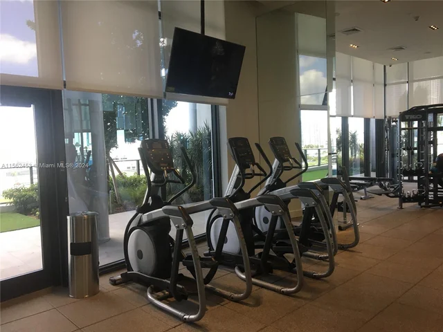 1600 NE 1st Ave # 1601, Miami FL 33132