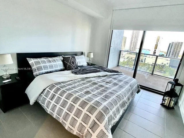 1600 NE 1st Ave # 1601, Miami FL 33132