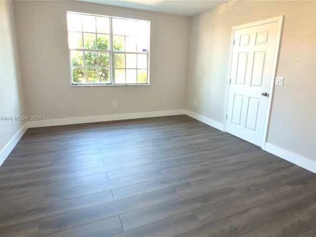 5752 Hampton Hills Blvd, Tamarac FL 33321