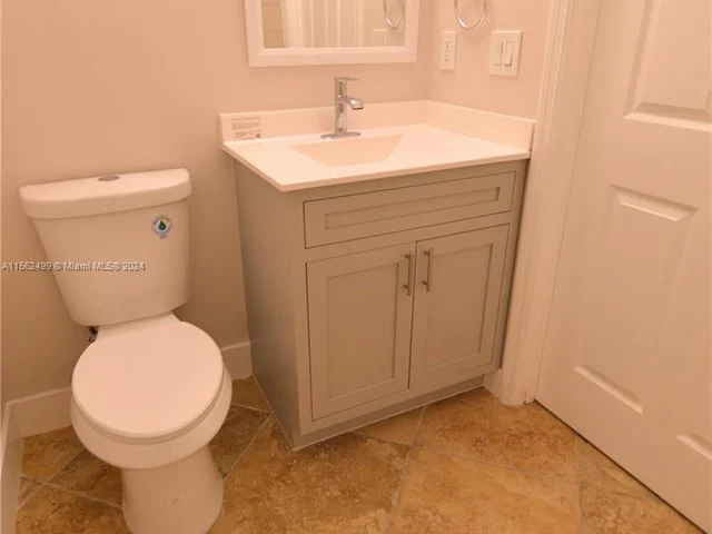 5752 Hampton Hills Blvd, Tamarac FL 33321