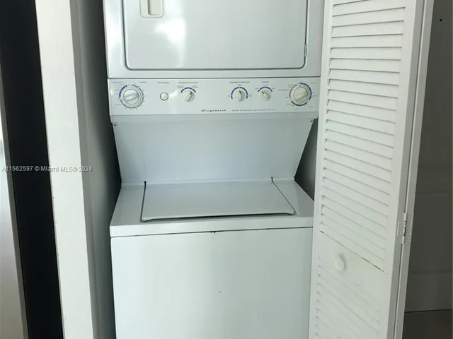 500 NE 29th St # 902, Miami FL 33137