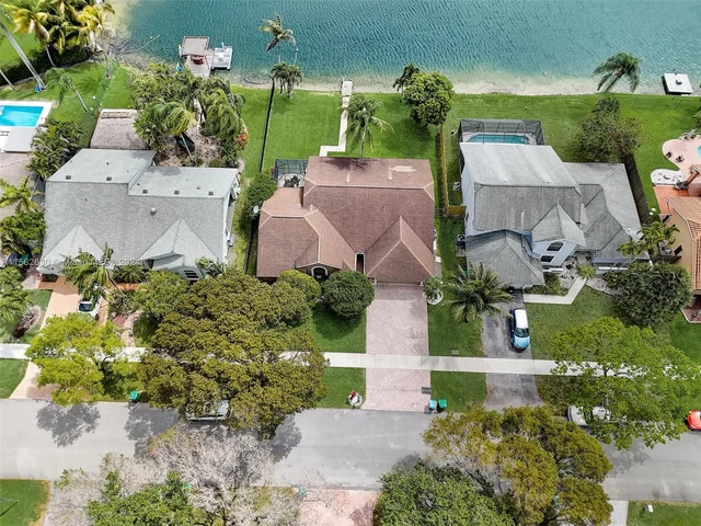 5726 SW 89th Way, Cooper City FL 33328