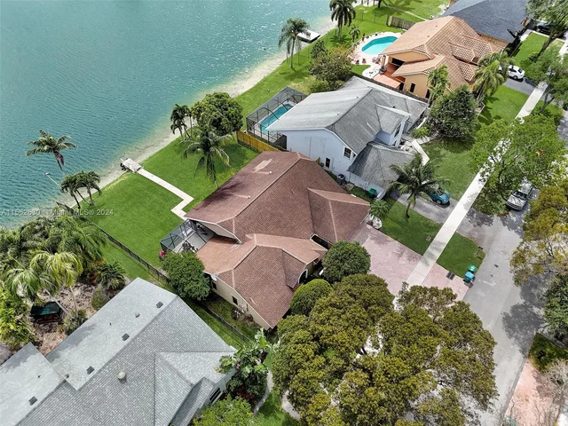 5726 SW 89th Way, Cooper City FL 33328