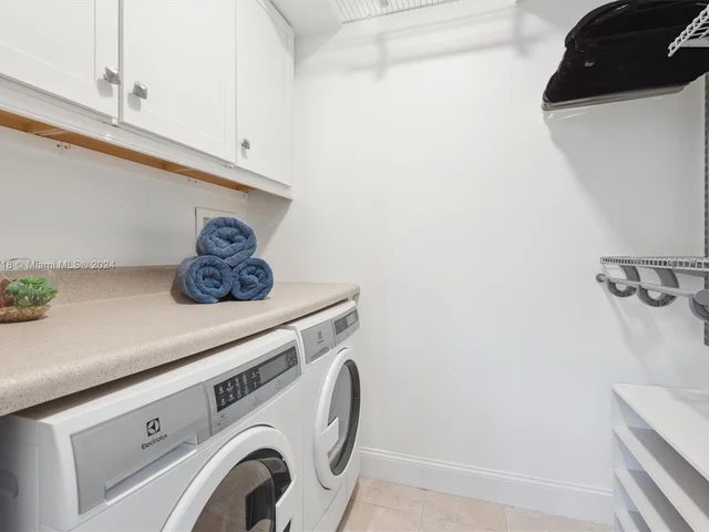 9423 S Hollybrook Lake Dr # 110, Pembroke Pines FL 33025