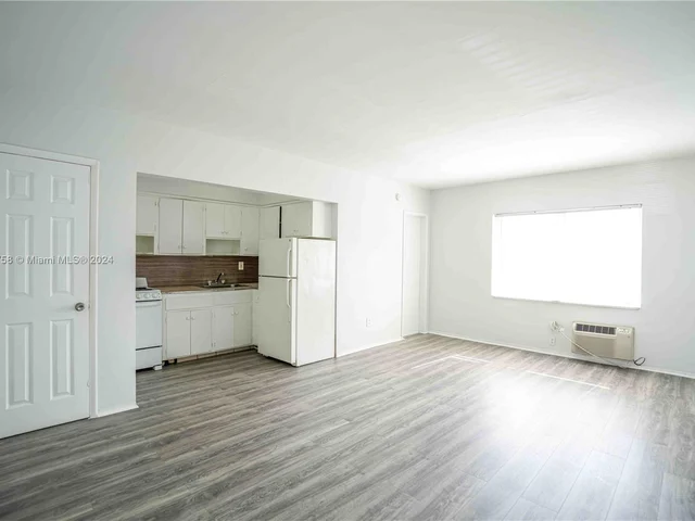 460 NE 82nd Ter # 7, Miami FL 33138