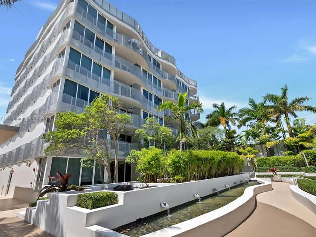 2155 Washington Ct # 502, Miami Beach FL 33139