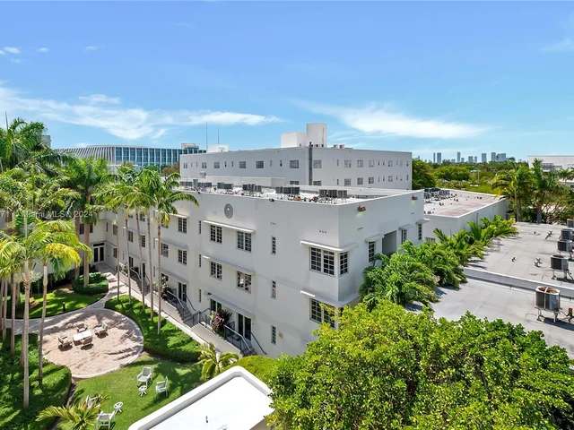 2155 Washington Ct # 502, Miami Beach FL 33139