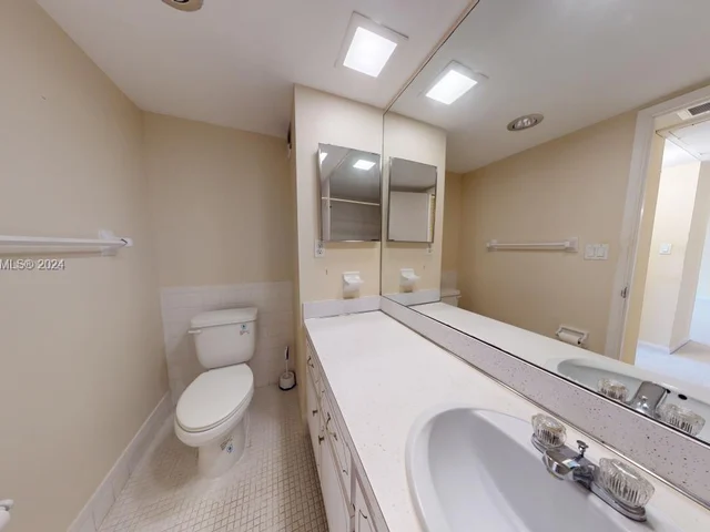 3535 Broken Woods Dr # 303, Coral Springs FL 33065