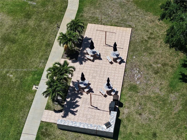 3535 Broken Woods Dr # 303, Coral Springs FL 33065