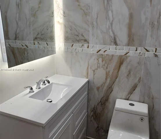 17750 NE 19th Ave, North Miami Beach FL 33162