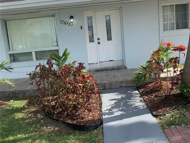 10690 SW 146th St # 0, Miami FL 33176