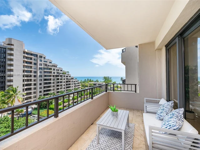 201 Crandon Blvd # 724, Key Biscayne FL 33149