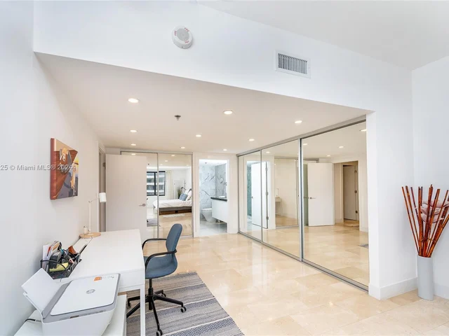 201 Crandon Blvd # 724, Key Biscayne FL 33149