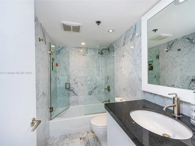 201 Crandon Blvd # 724, Key Biscayne FL 33149