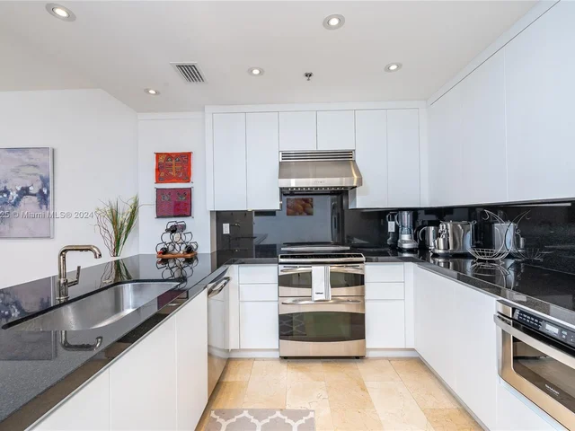 201 Crandon Blvd # 724, Key Biscayne FL 33149