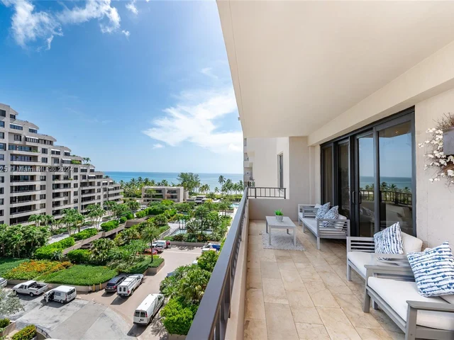 201 Crandon Blvd # 724, Key Biscayne FL 33149