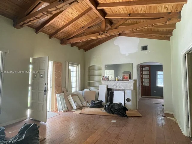 531 NE 55th Ter, Miami FL 33137