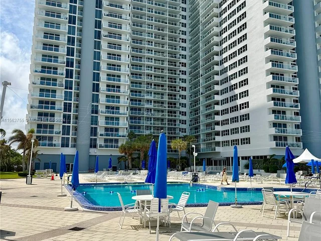 2030 S Ocean Dr # 2008, Hallandale Beach FL 33009