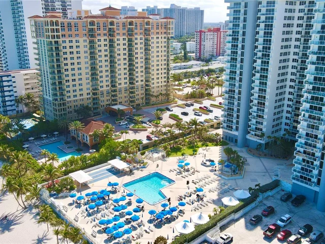 2030 S Ocean Dr # 2008, Hallandale Beach FL 33009