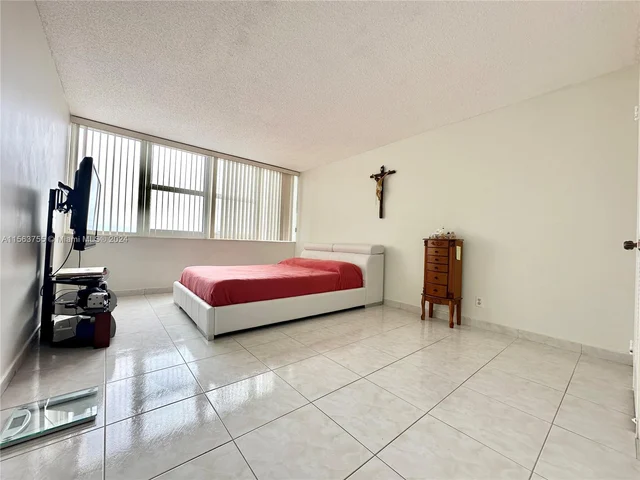 2030 S Ocean Dr # 2008, Hallandale Beach FL 33009