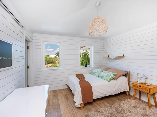 605 Hampton Ln # 0, Key Biscayne FL 33149