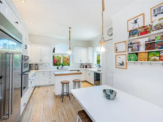 605 Hampton Ln # 0, Key Biscayne FL 33149