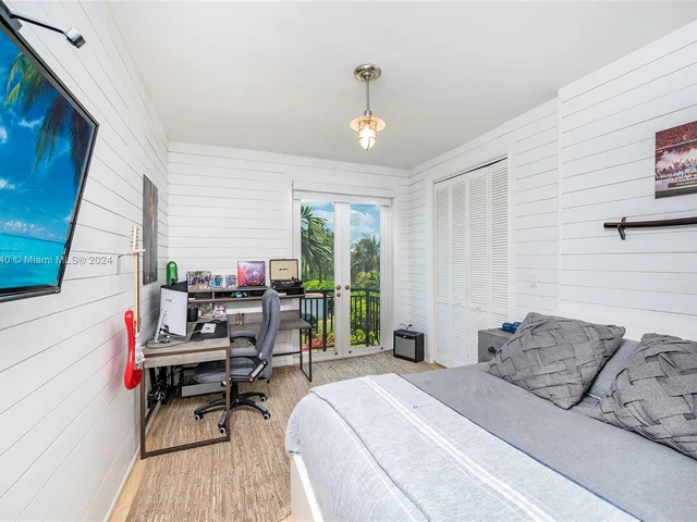 605 Hampton Ln # 0, Key Biscayne FL 33149