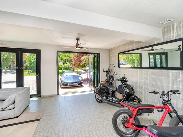 605 Hampton Ln # 0, Key Biscayne FL 33149